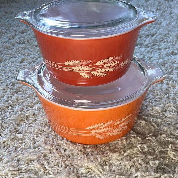 Vintage Pyrex 473-B Autumn Harvest Wheat 1 & 1.5 Quart Casserole Dish With Lid - Picture 3 of 12